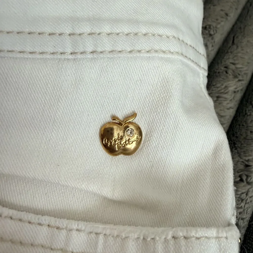 Apple Bottoms Vintage True Y2K White Bermuda Shorts Women’s 11/12 Low Rise
